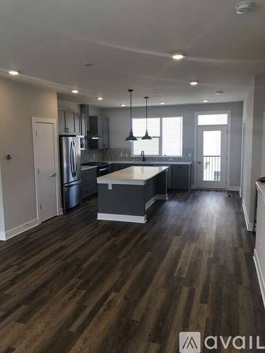 Main picture of 1814 N New Jersey St