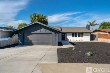 Main picture of 450 Pecan St