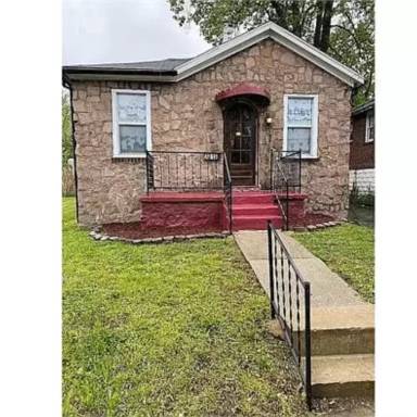 Main picture of 7316 Park Dr