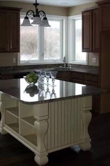 Main picture of 12 Forrest Dr