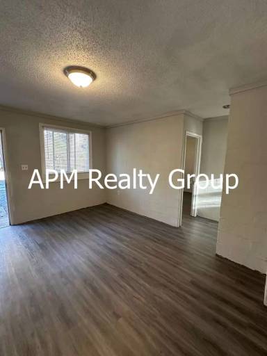 Main picture of Chestnut Court Apartments