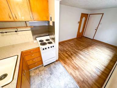 Main picture of 4718 11th Ave NE