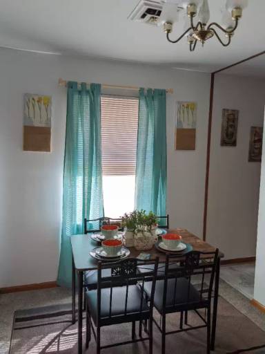 Main picture of 166 Broad St