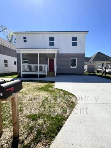 Main picture of 2702 E 39th St