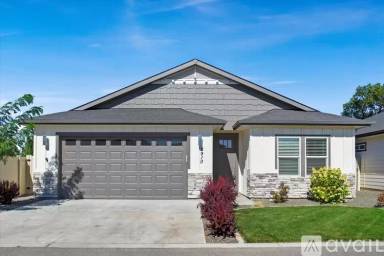 Main picture of 2910 E Diorite St