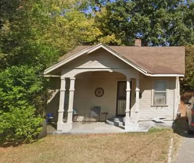 Main picture of 2908 W 4th St