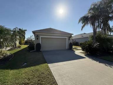 Main picture of 12183 Longview Lake Cir