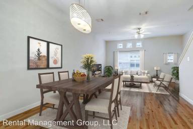Main picture of 5941 South Loop E
