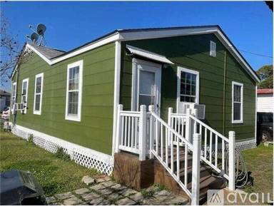 Main picture of 2127 Stafford St