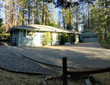 Main picture of 144 Orchard St