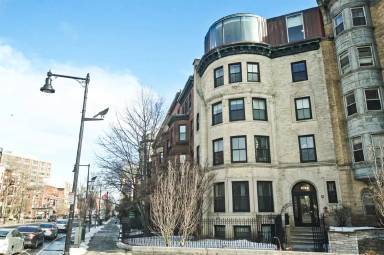 Main picture of 877 Beacon St