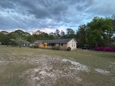 Main picture of 1019 Dogwood Ave