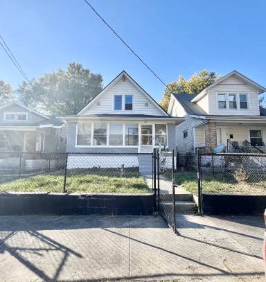 Main picture of 100 N 46th St