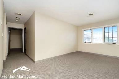 Main picture of 1435 Anderson Ave