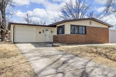 Main picture of 1680 Fairmount Dr