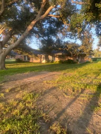 Main picture of 140 Delaney Rd