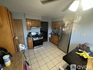Main picture of 9 N Whispering Hills Dr