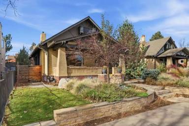 Main picture of 3611 Bryant St