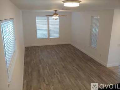 Main picture of 4007 Bangalow Palm Ct