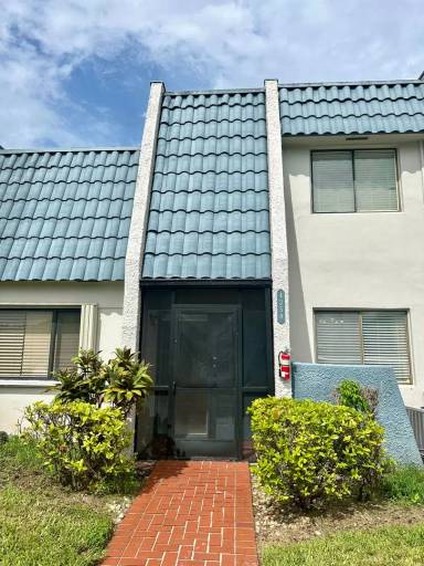 Main picture of 4358 Fountains Dr