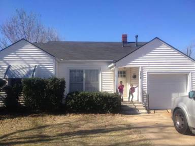 Main picture of 304 N Flood Ave