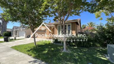 Main picture of 1907 Zurlo Way