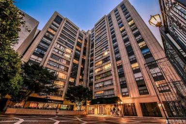 Main picture of Gramercy Towers