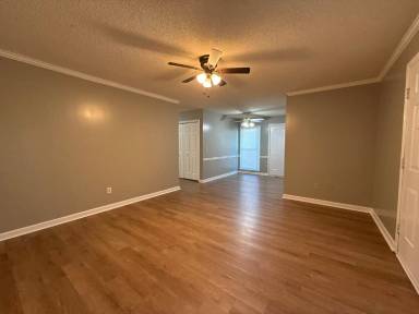 Main picture of 1509 Barrington Rd NW