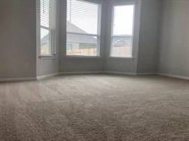 Main picture of 136 Green Knoll Ln