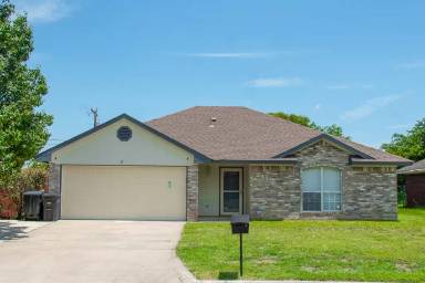Main picture of 2416 Silverhill Dr