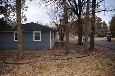 Main picture of 1412 Forrest Dr