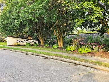 Main picture of 228 Canal Park Dr