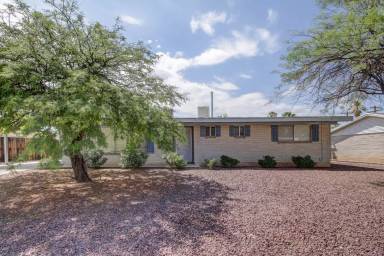 Main picture of 7329 E Calle Lugo