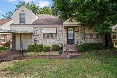 Main picture of 2036 NW 31st Ter