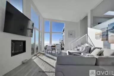 Main picture of 30001 Zenith Point Rd