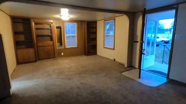 Main picture of 411 E Everett Ave