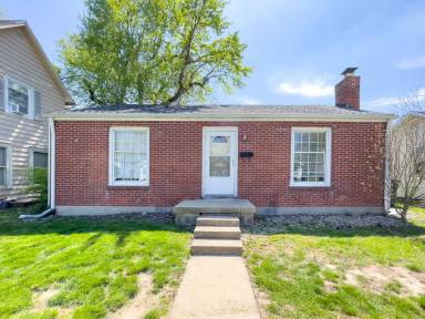 Main picture of 2523 1/2 W Ethel Ave