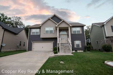 Main picture of 609 Fox Path Ln