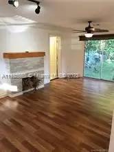 Main picture of 429 SW 14th Ave
