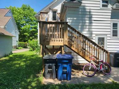Main picture of 143 Brockway Ave