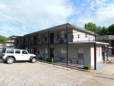 Main picture of 201 N 39th St