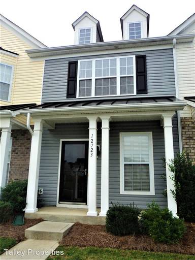 Main picture of 12723 Persimmon Tree Dr
