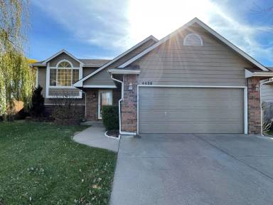 Main picture of 4426 E Falcon St