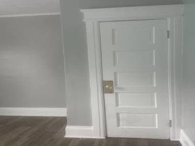 Main picture of 805 W Colvin St