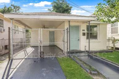 Main picture of 1609 France St