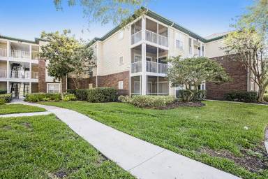 Main picture of 10122 Winsford Oak Blvd