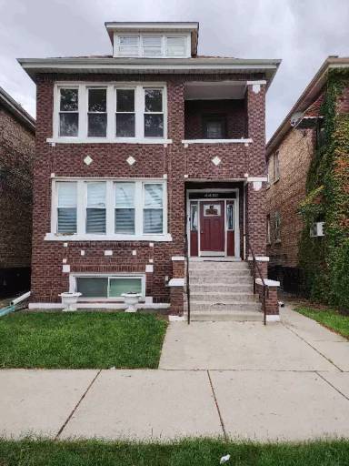 Main picture of 4430 S Saint Louis Ave