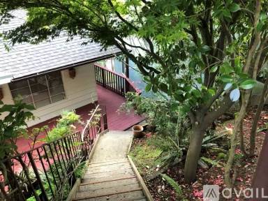 Main picture of 6421 Westover Dr