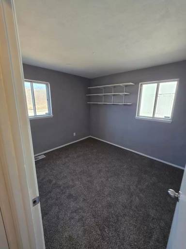 Main picture of 2125 Jerome Ln