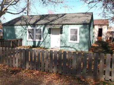 Main picture of 144 N 7th St